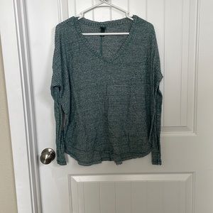 Wild fable. Long sleeve. Great condition. Size XS.